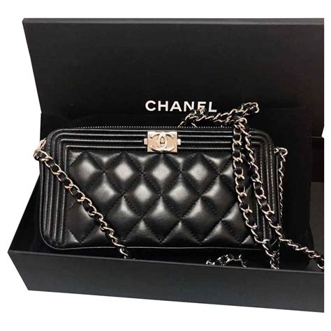 buy boy chanel wallet on chain|chanel trendy wallet on chain.